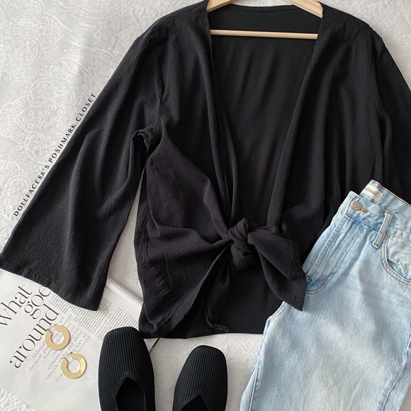 Black Flared Sleeve Tied Waist Top - Picture 2 of 9